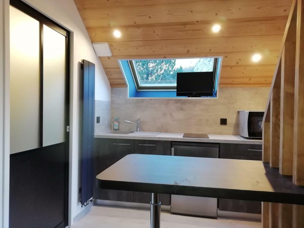 Studio En Duplex Renove Thones Exterior photo